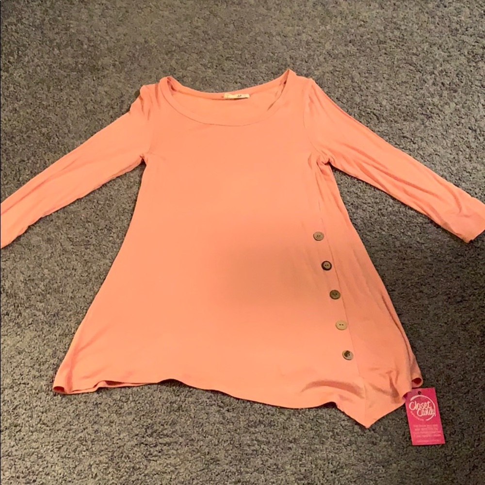 Brand New 3/4 length top